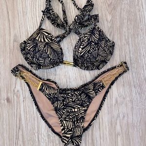 Tan & Gold Accent Bikini 🖤☀️